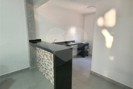 Casa à venda com 2 quartos no condomínio Residencial Caxangá 2, Suzano - SP