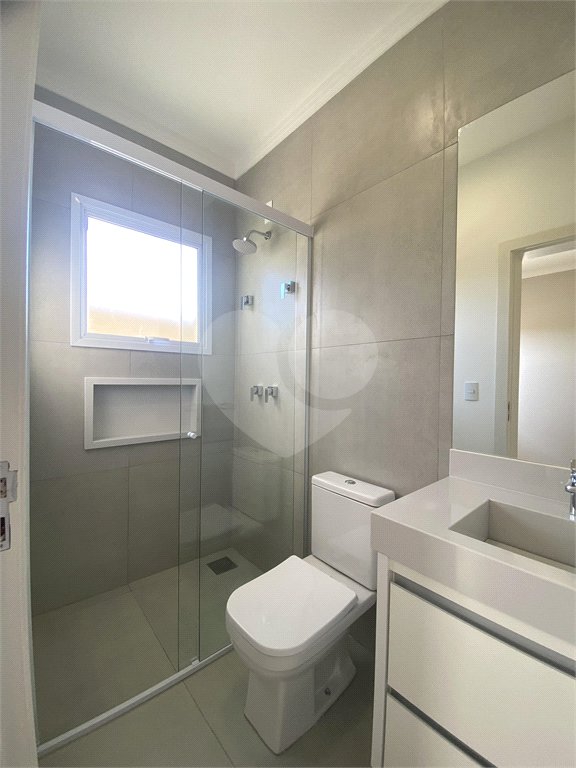 Casa à venda com 3 quartos, sendo 1 suíte, no condomínio Reserva Central Parque, Salto - SP