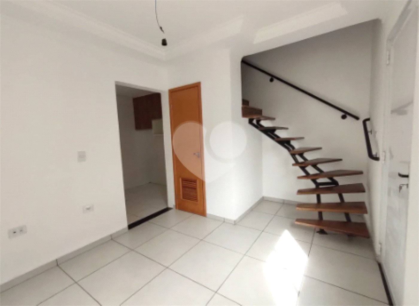 Casa para alugar com 2 suítes no condomínio Residencial Atucuri, São Paulo - SP