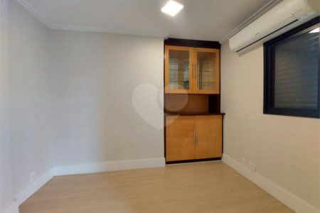 Apartamento para alugar com 4 quartos, sendo 1 suíte, em Vila Leopoldina, São Paulo, SP
