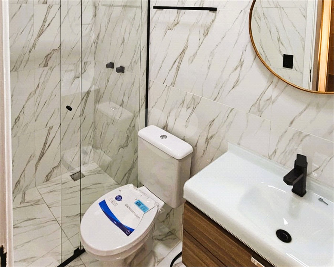 Casa à venda com 3 quartos, sendo 1 suíte, no condomínio Viva Vida, Sorocaba - SP