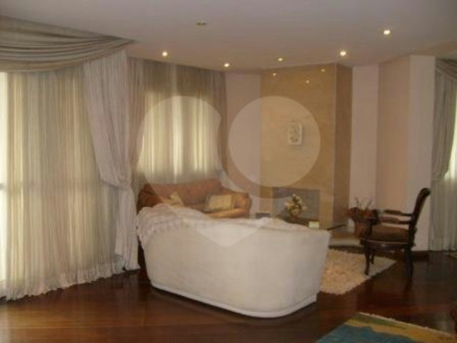 Apartamento à venda com 3 suítes em Santana, São Paulo, SP