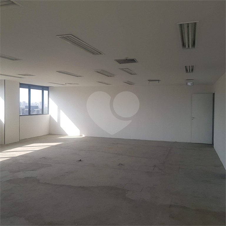 Sala à venda em Alto da Boa Vista, São Paulo, SP
