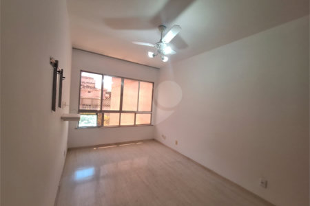 Apartamento à venda com 3 quartos, sendo 1 suíte, em Tijuca, Rio de Janeiro, RJ