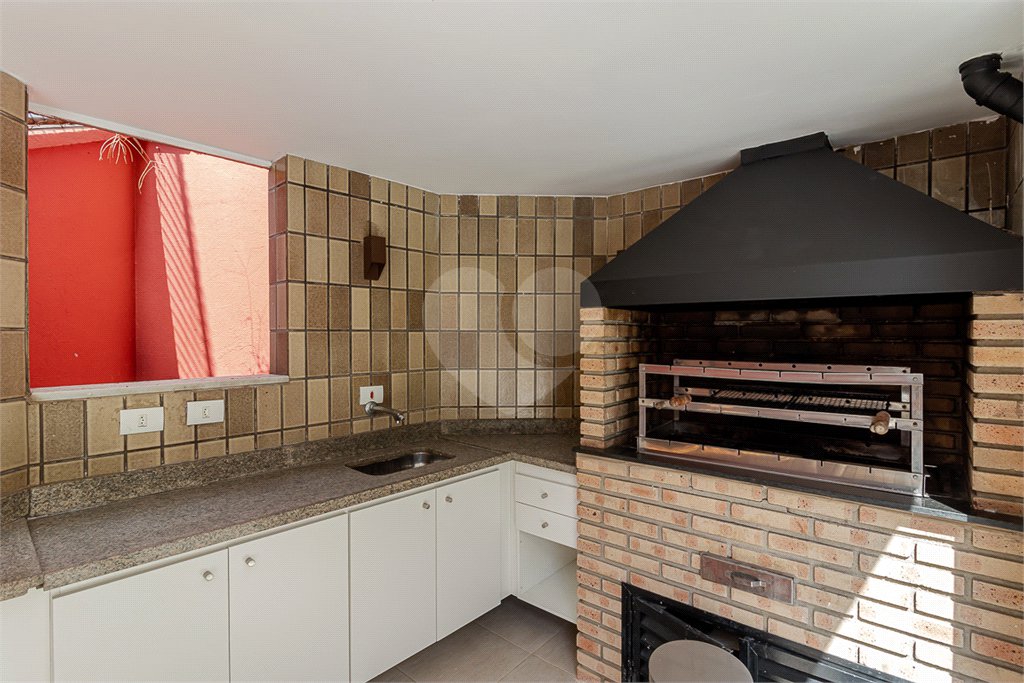 Apartamento à venda com 3 suítes em Aclimação, São Paulo, SP
