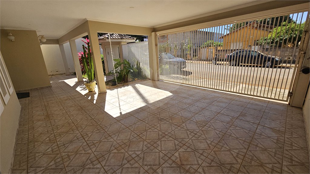 Sobrado à venda com 3 quartos, sendo 2 suítes, em Jardim Rossignatti, Indaiatuba, SP