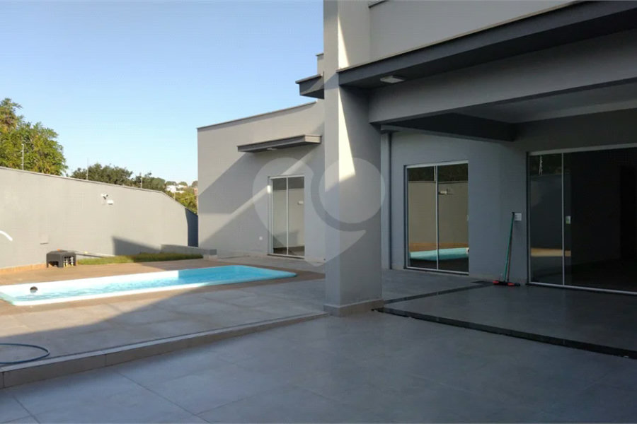 Casa à venda no bairro Vila Industrial em Piracicaba/SP.