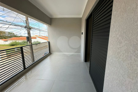 Casa à venda com 3 quartos, sendo 1 suíte, em Vila Carolina, Itapetininga, SP