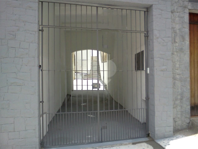 Sobrado à venda com 5 quartos, sendo 2 suítes,  em Santana, São Paulo, SP