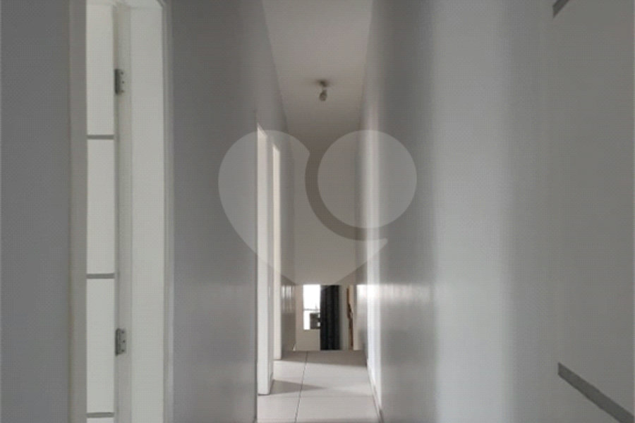 Sobrado à venda com 4 quartos, sendo 2 suítes, em Tremembé, São Paulo, SP
