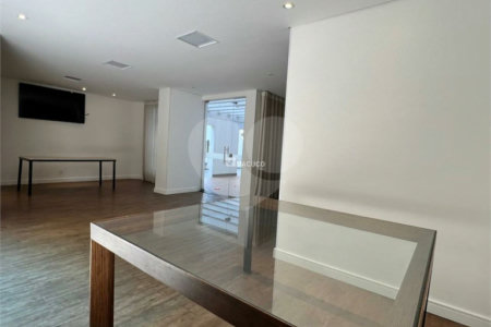 Apartamento à venda com 2 quartos em Indianópolis, São Paulo, SP