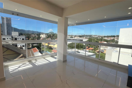 Apartamento para alugar com 2 quartos, sendo 1 suíte, em Jardim Maristela, Atibaia, SP