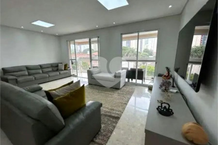 Apartamento à venda com 3 suítes em Vila Gomes Cardim, São Paulo, SP