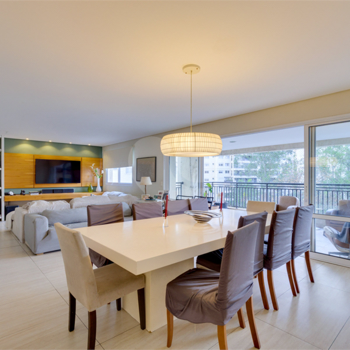 Apartamento à venda com 4 suítes em Jardim Marajoara, São Paulo, SP