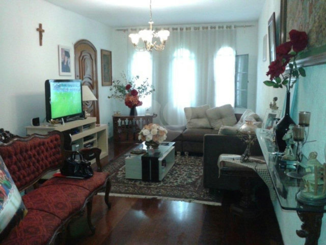 Sobrado à venda com 5 quartos, sendo 1 suíte,  em Vila Mazzei, São Paulo, SP