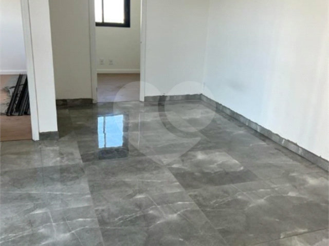 Apartamento à venda com 2 quartos em Vila Maria, São Paulo, SP
