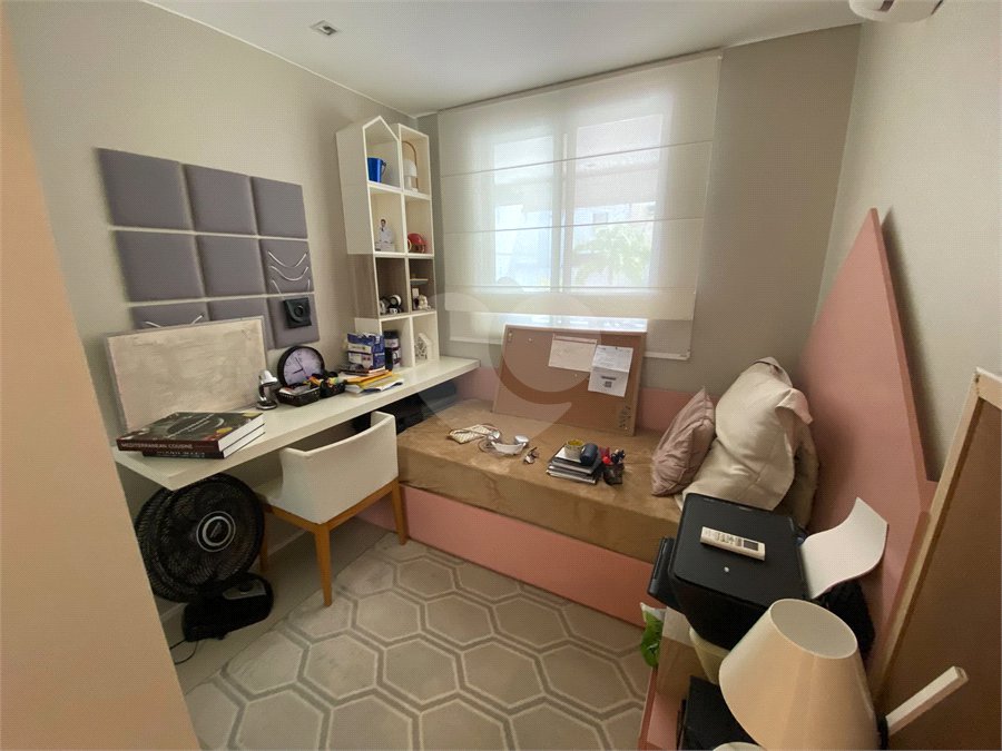 Apartamento à venda com 2 quartos, sendo 1 suíte,  em Botafogo, Rio de Janeiro, RJ