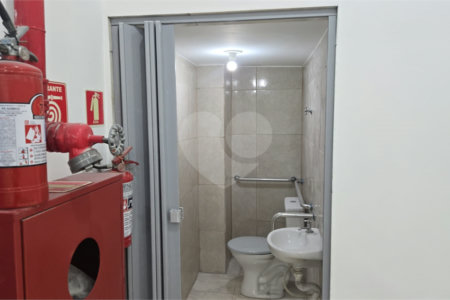 Salão para alugar em Vila Monte Belo, Itaquaquecetuba, SP