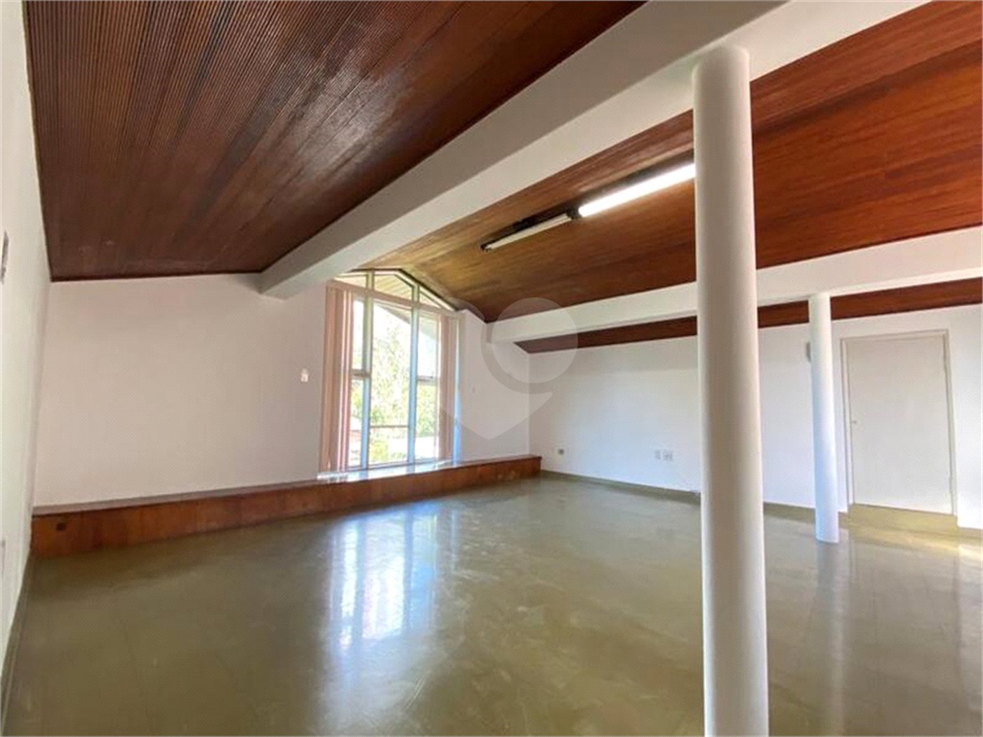Casa Térrea à venda com 4 quartos, sendo 2 suítes, em Jardim Floresta, São Paulo, SP