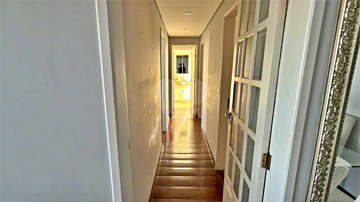 Apartamento à venda com 3 quartos, sendo 1 suíte, em Santo Amaro, São Paulo, SP