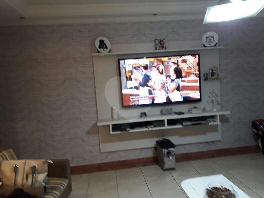 Sobrado à venda com 3 quartos, sendo 2 suítes, em Vila Guilherme, São Paulo, SP