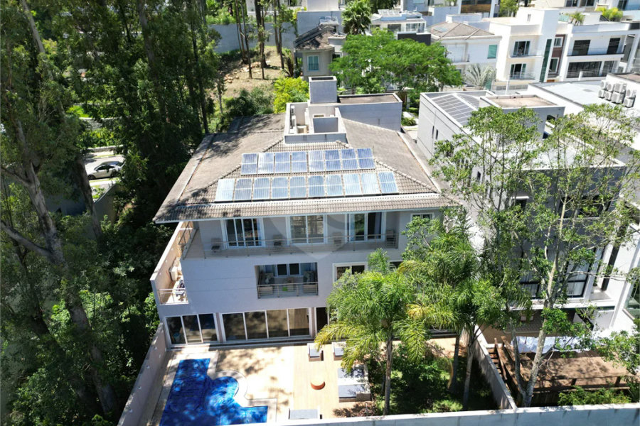 Casa à venda com 4 quartos, sendo 3 suítes, no condomínio Reserva Nova Cantareira, São Paulo - SP