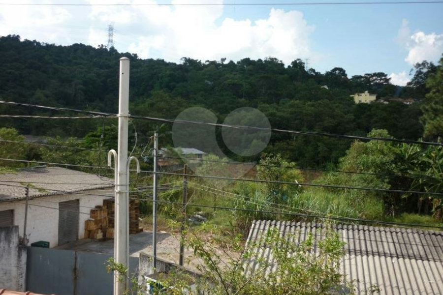 Sobrado à venda com 3 quartos, sendo 1 suíte, em Horto Florestal, São Paulo, SP