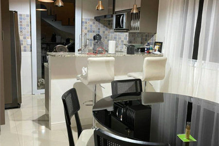 Casa à venda com 3 suítes no condomínio Residencial Rubi, Mogi das Cruzes - SP