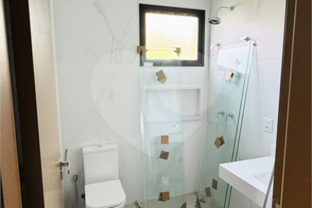 Casa à venda com 3 suítes no condomínio Santa Isabel I, Louveira - SP
