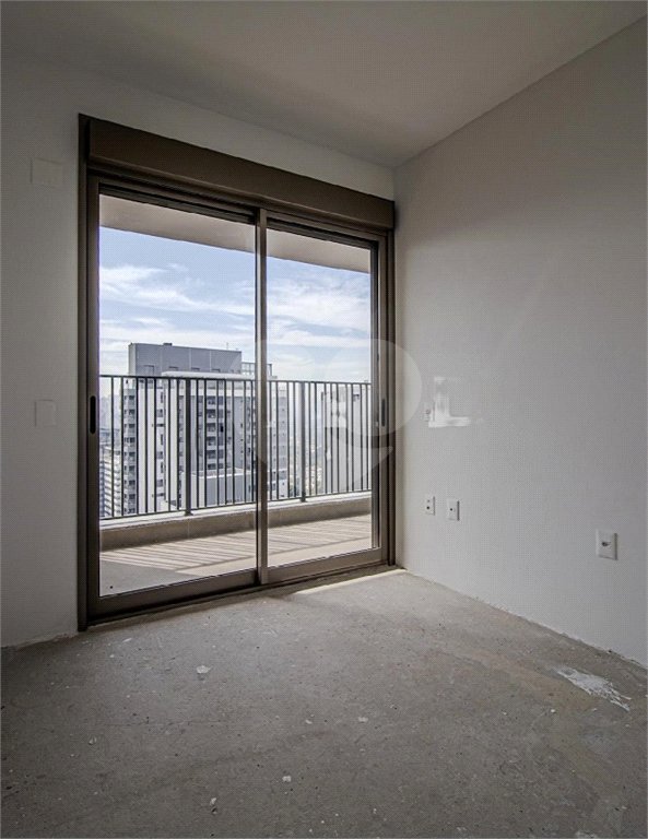 Apartamento à venda com 3 suítes em Pinheiros, São Paulo, SP