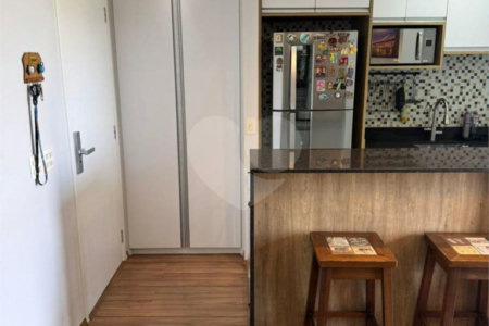 Apartamento à venda com 2 quartos, sendo 1 suíte,  em Interlagos, São Paulo, SP