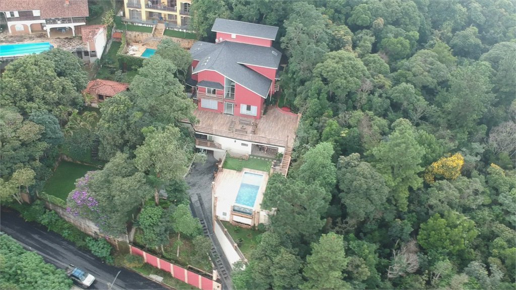 Casa à venda com 6 suítes em Serra da Cantareira, Mairiporã, SP