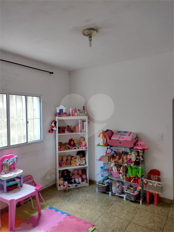 Sobrado à venda com 3 quartos em Parque Residencial Casa Branca, Suzano, SP