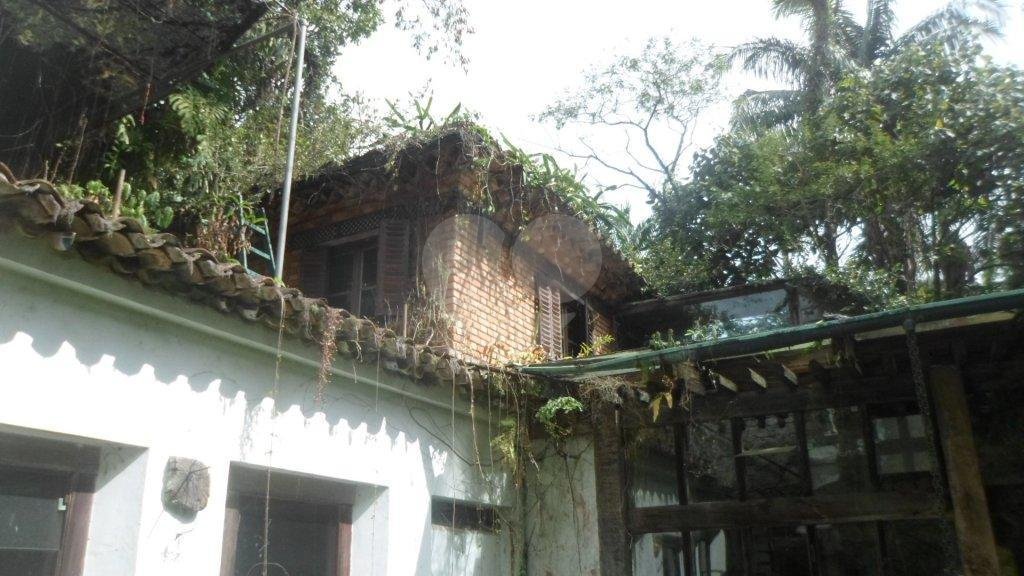 Terreno à venda com 1 suíte no condomínio Chácara Flora, São Paulo - SP