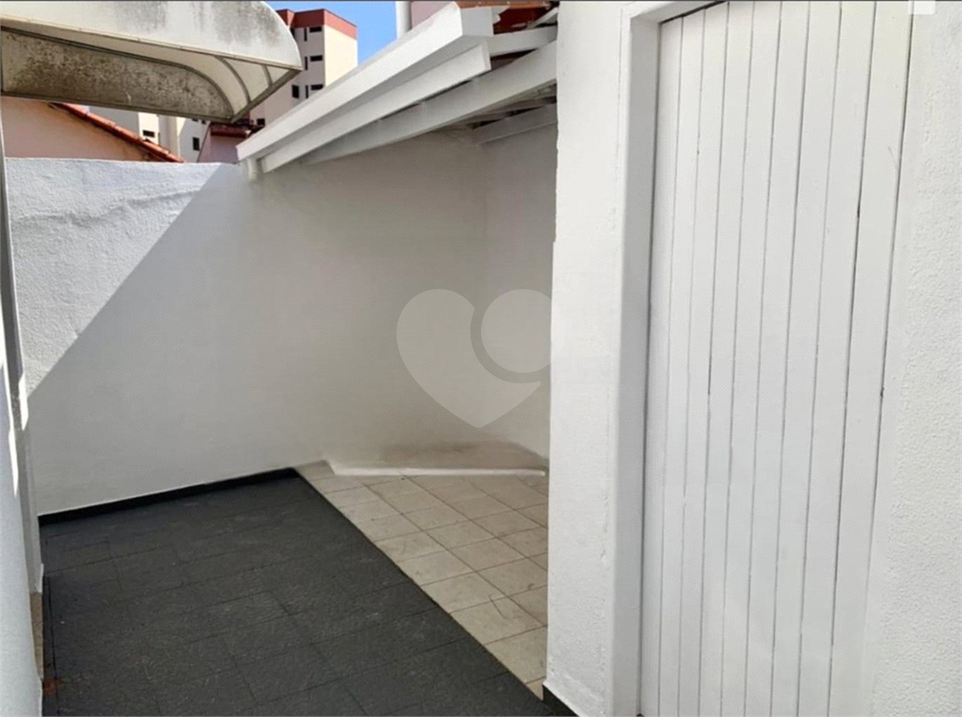 Casa à venda com 2 quartos, sendo 1 suíte,  em Jardim Pitangueiras I, Jundiaí, SP
