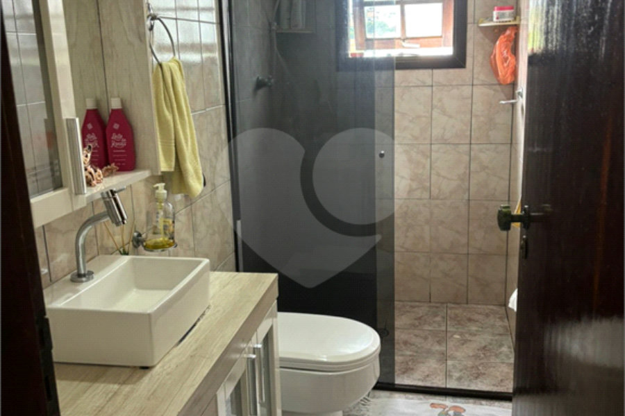 Sobrado à venda com 4 quartos em Tremembé, São Paulo, SP