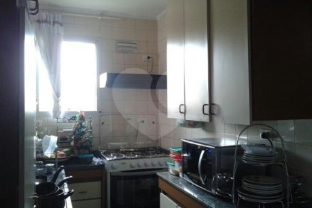 Apartamento à venda com 3 quartos, sendo 1 suíte, em Vila Paulicéia, São Paulo, SP