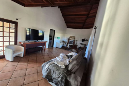 Chácara com 3 dormitórios à venda, 1200 m² por R$ 870.000,00 - Condomínio Ninho Verde II - Pardinho/SP