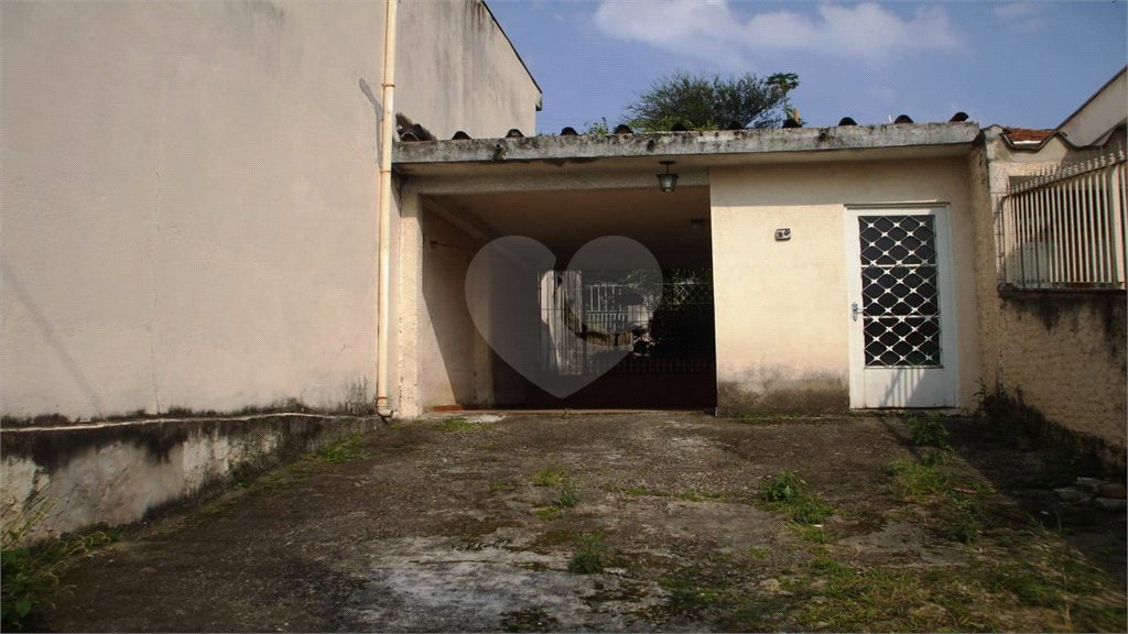 Sobrado à venda com 3 quartos em Chora Menino, São Paulo, SP