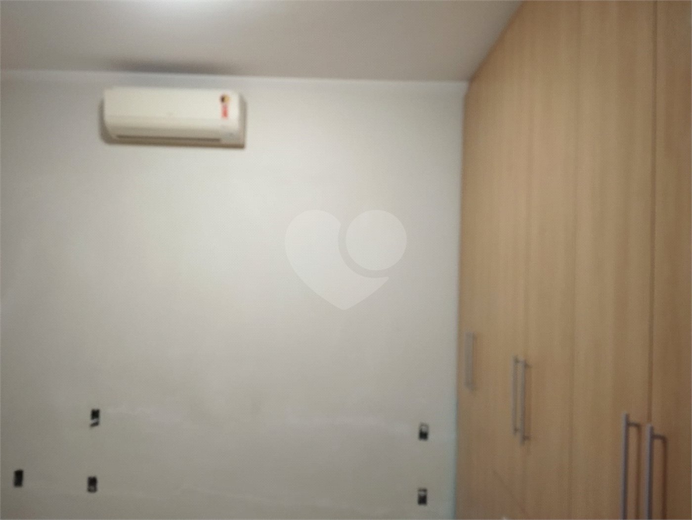 Sobrado à venda com 4 quartos, sendo 3 suítes, em Altos do Jaraguá, Araraquara, SP
