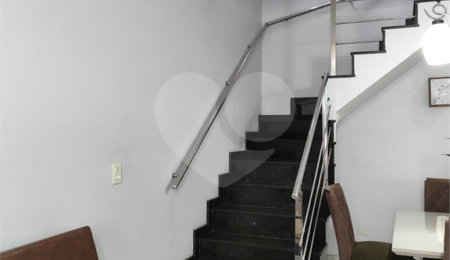 Casa à venda com 4 quartos, sendo 1 suíte,  em Jardim Leila, Guarulhos, SP