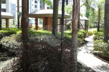Apartamento à venda com 4 suítes em Vila Andrade, São Paulo, SP