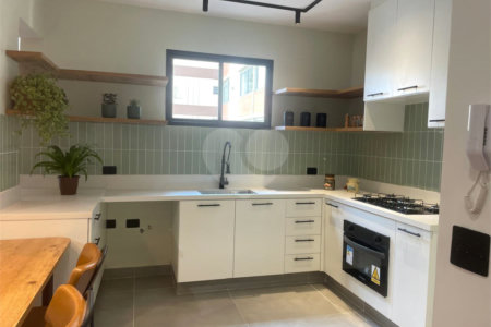 Apartamento à venda com 2 suítes em Pinheiros, São Paulo, SP