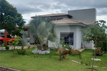Casa à venda ou para alugar com 4 quartos, sendo 1 suíte, no condomínio Colinas de Inhandjara, Itupeva - SP