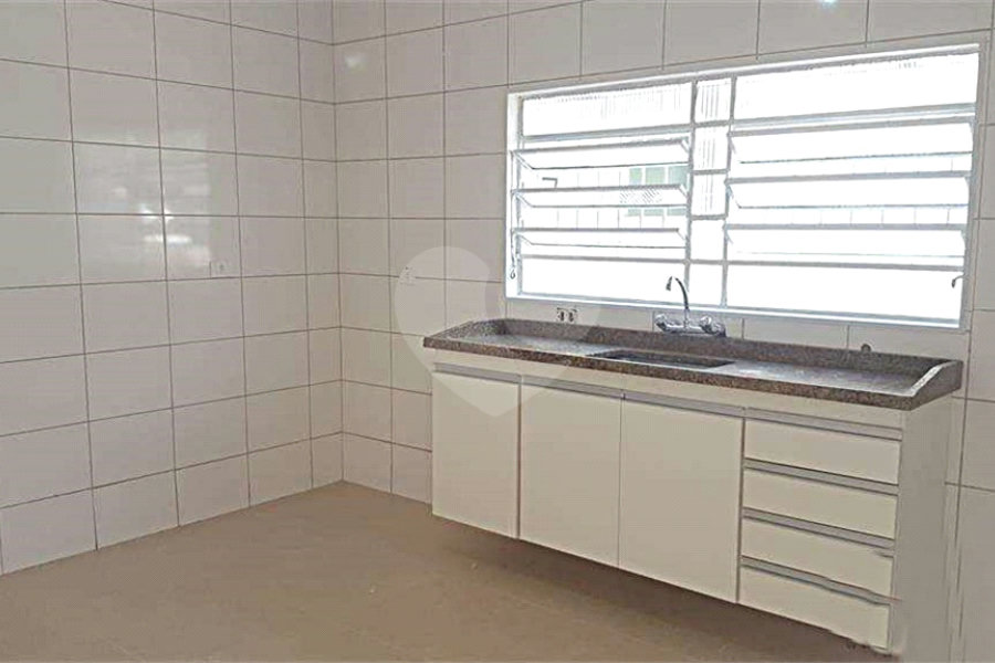 Sobrado à venda com 2 quartos em Vila Guilherme, São Paulo, SP