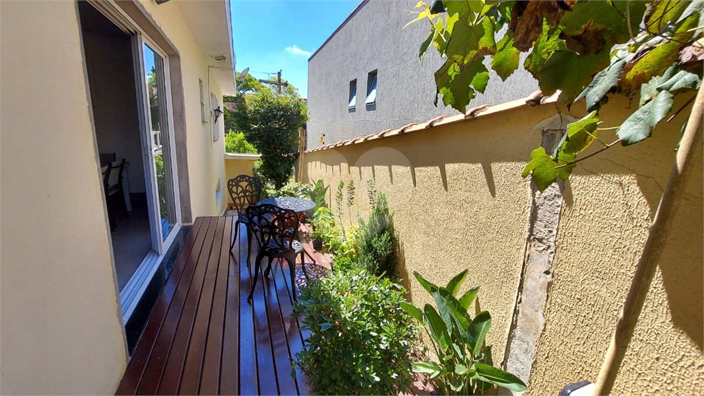 Casa à venda com 4 quartos, sendo 2 suítes, em Jardim São Caetano, São Caetano do Sul, SP