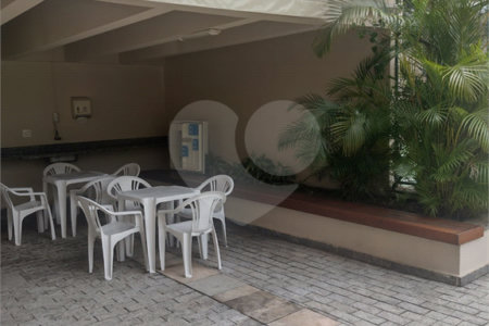 Apartamento à venda com 3 suítes em Vila Suzana, São Paulo, SP