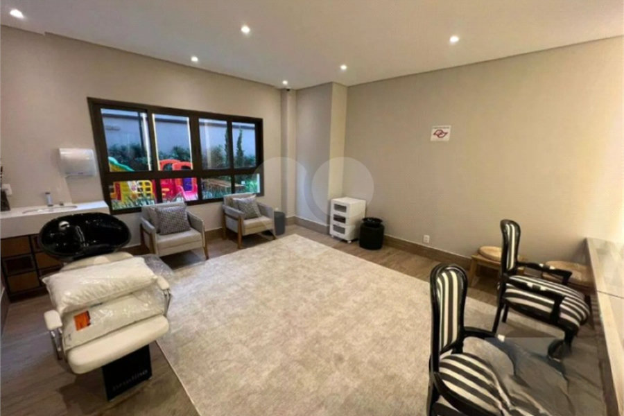 Apartamento à venda com 3 quartos, sendo 2 suítes, em Barueri, Barueri, SP