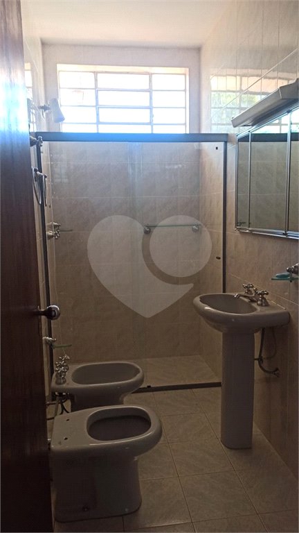 Casa à venda com 4 quartos, sendo 1 suíte, em Vila Santista, Atibaia, SP