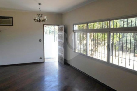 Casa à venda com 3 quartos, sendo 1 suíte, em BUTANTÃ, São Paulo, SP